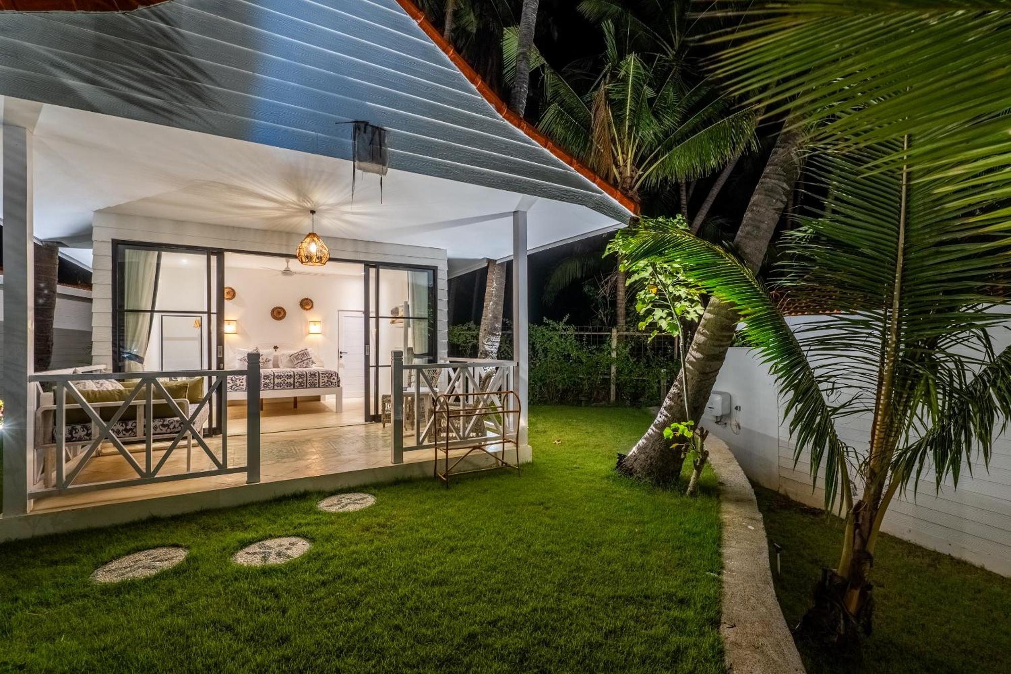 Senang Resort Tianyar Extérieur photo