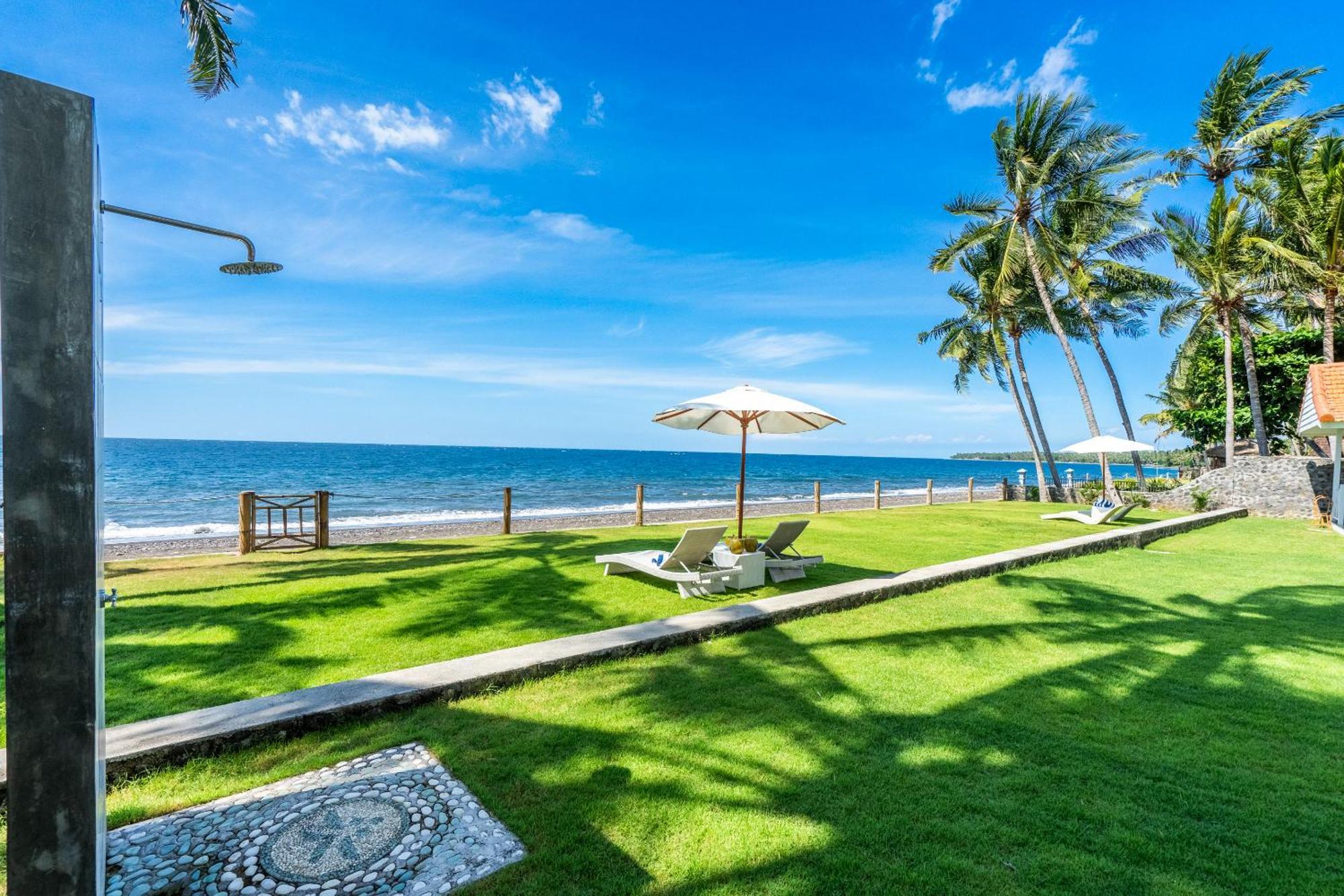Senang Resort Tianyar Extérieur photo