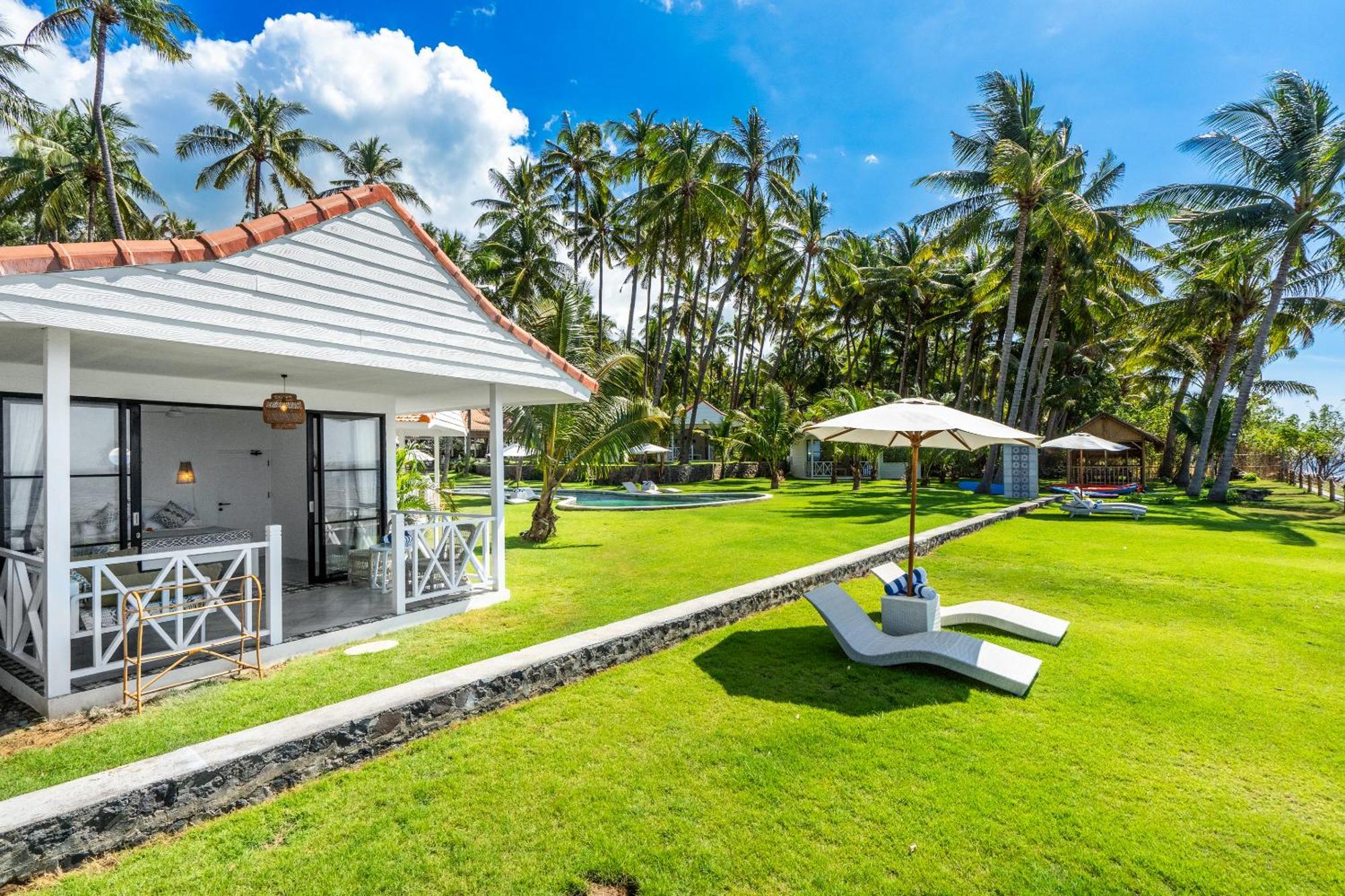 Senang Resort Tianyar Extérieur photo