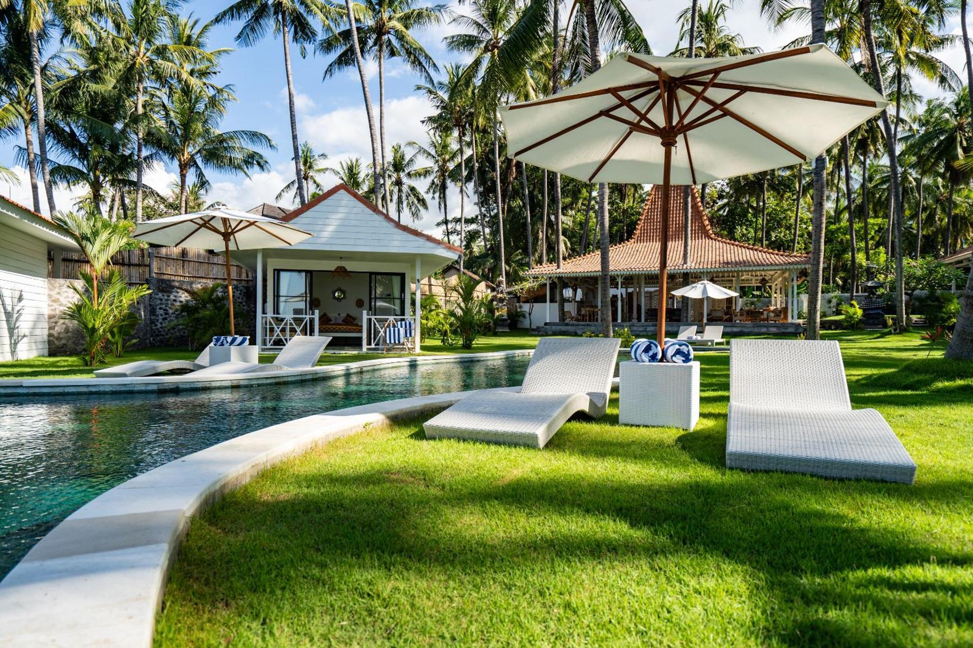 Senang Resort Tianyar Extérieur photo