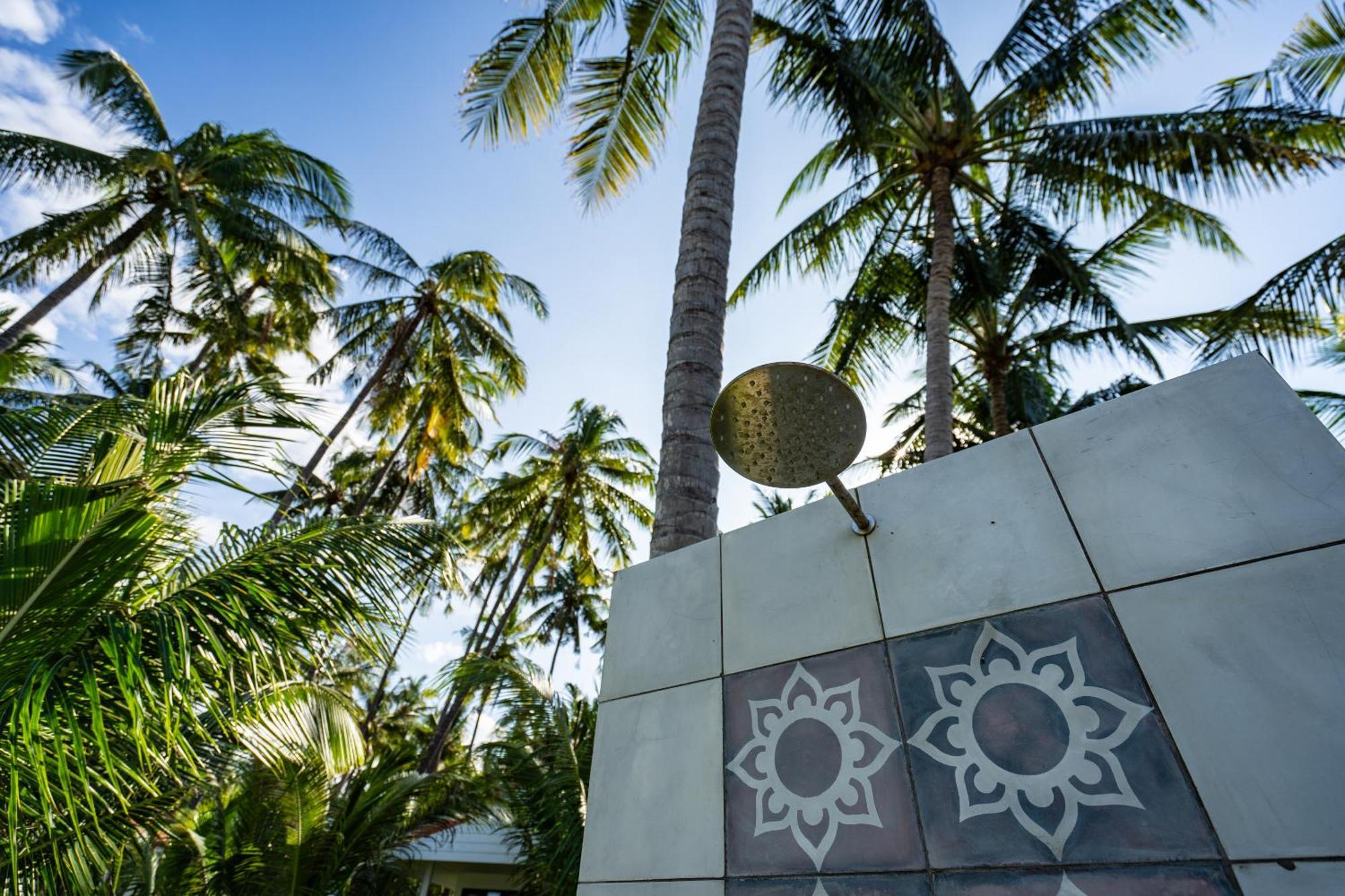 Senang Resort Tianyar Extérieur photo