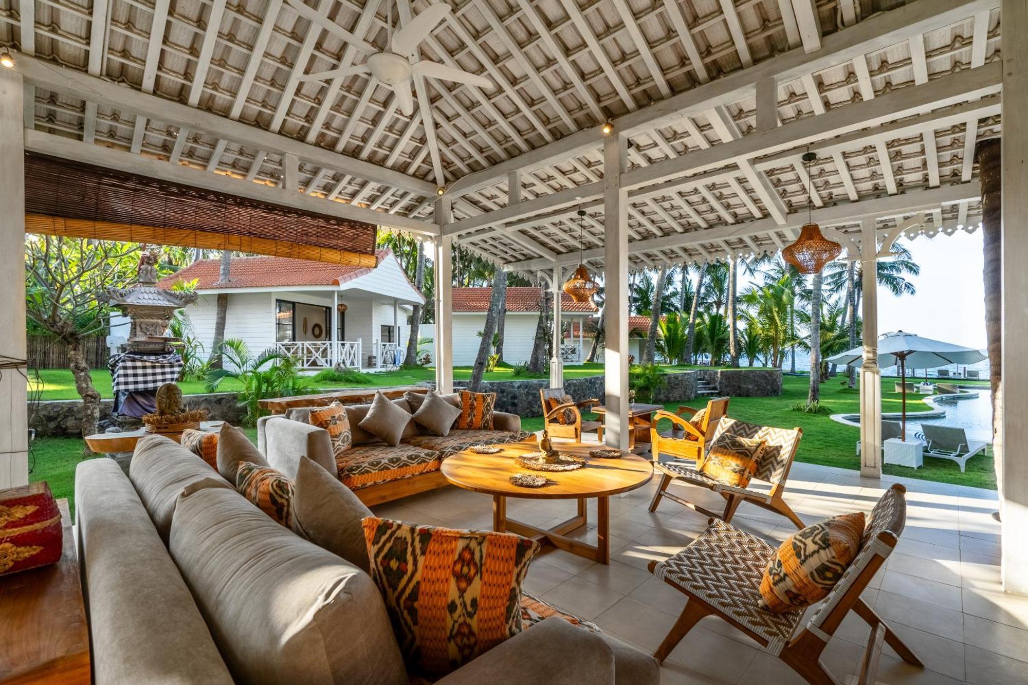 Senang Resort Tianyar Extérieur photo