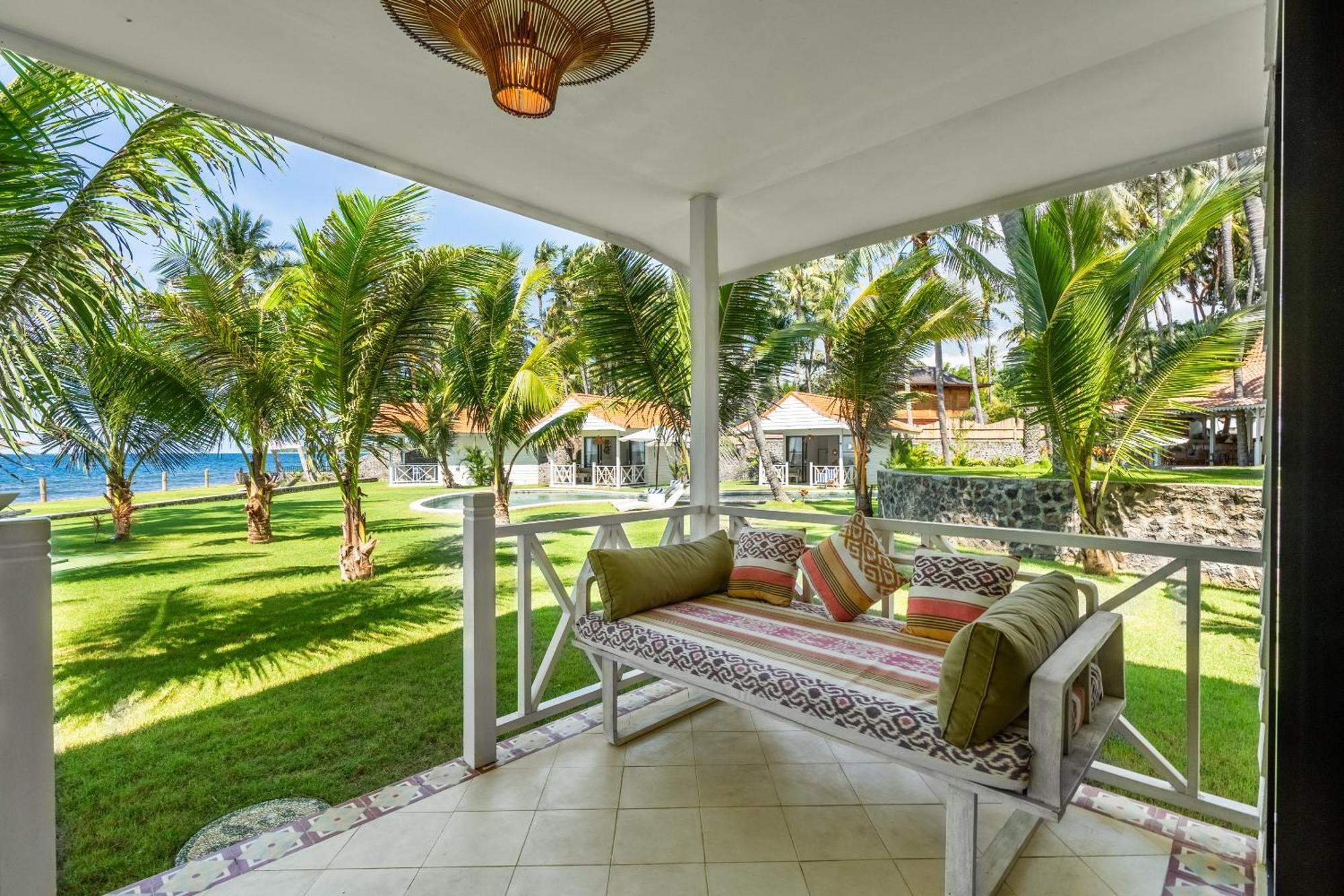 Senang Resort Tianyar Extérieur photo